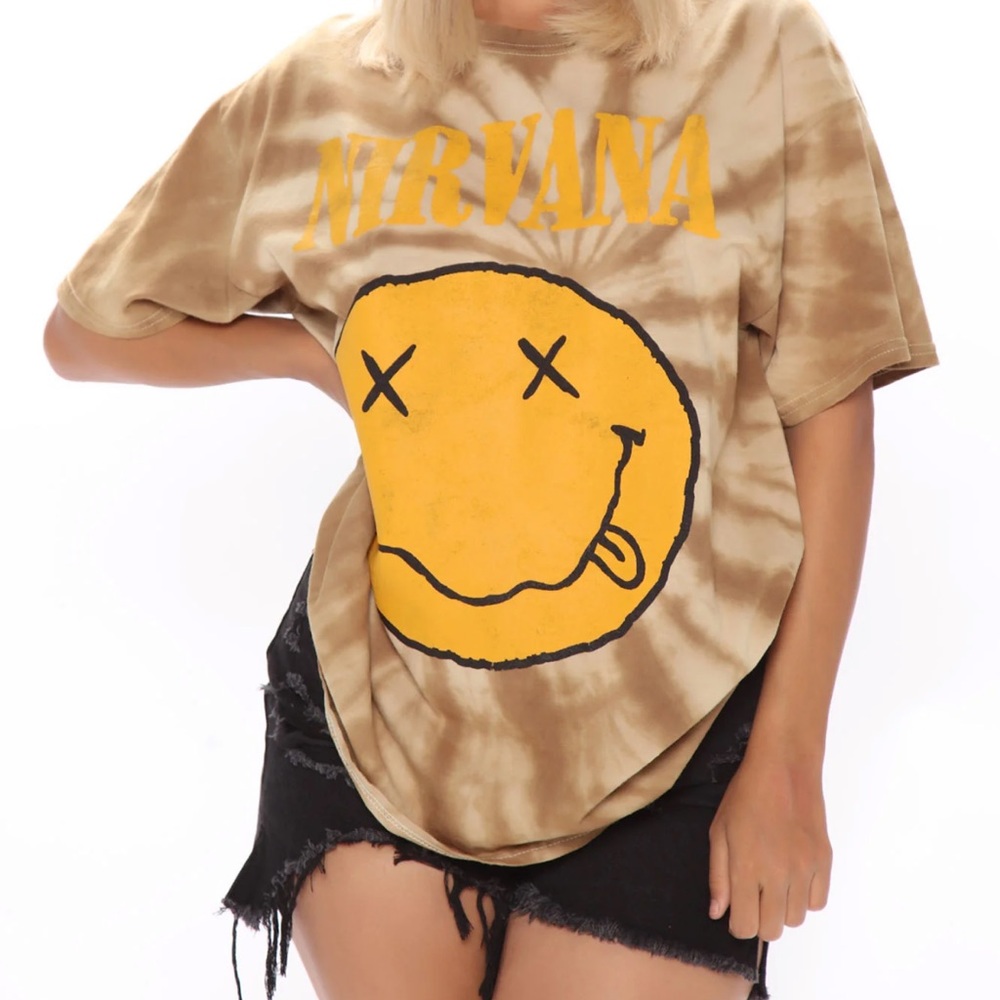 Tie Dye Nirvana Graphic Tee 🤎